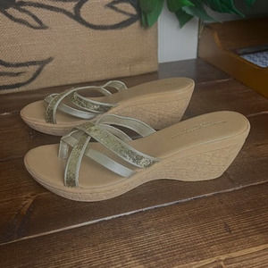 Cute MARZIA VELLUTINI Shiny Gold Women Size 6.5 Cork Wedge SLIDES Sandals ITALY